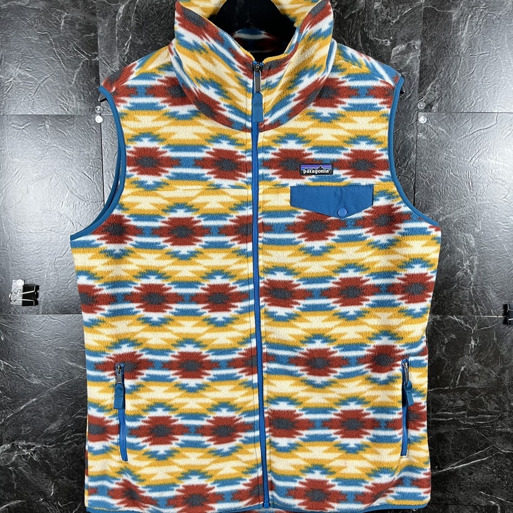 Patagonia Women's Beige Synchilla Aztec Desert Fleece Vest XL